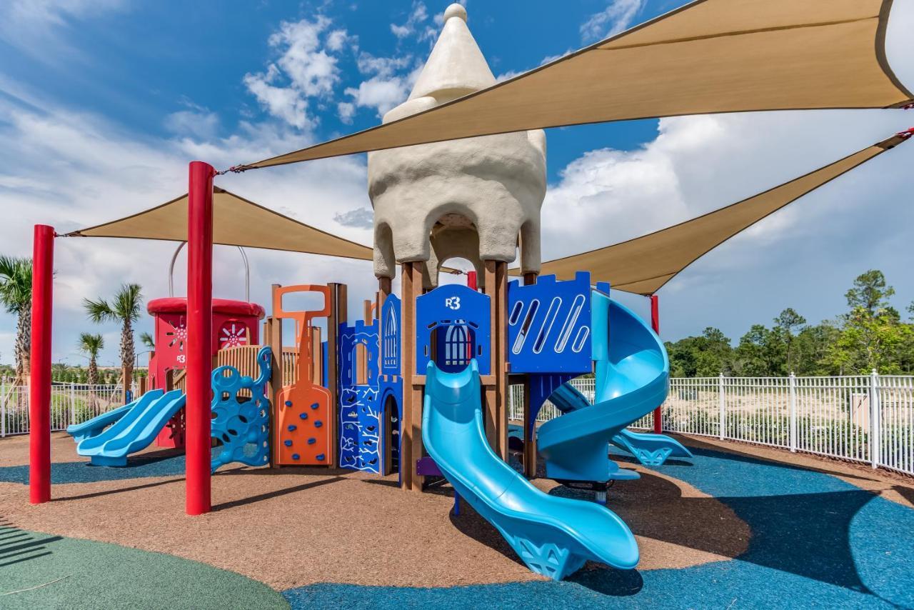 Beautiful Townhome Wpool &free Access Kissimmee